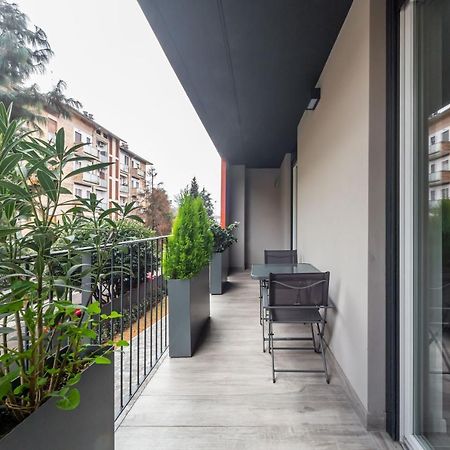 Comfy Apt With Private Parking & Balcony Milan Luaran gambar