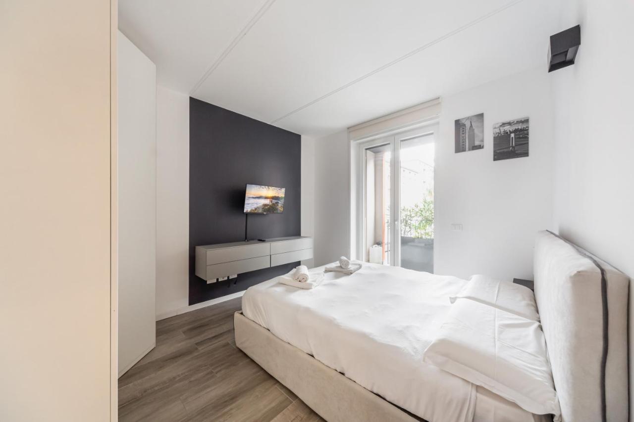 Comfy Apt With Private Parking & Balcony Milan Luaran gambar