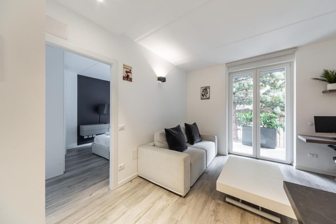 Comfy Apt With Private Parking & Balcony Milan Luaran gambar