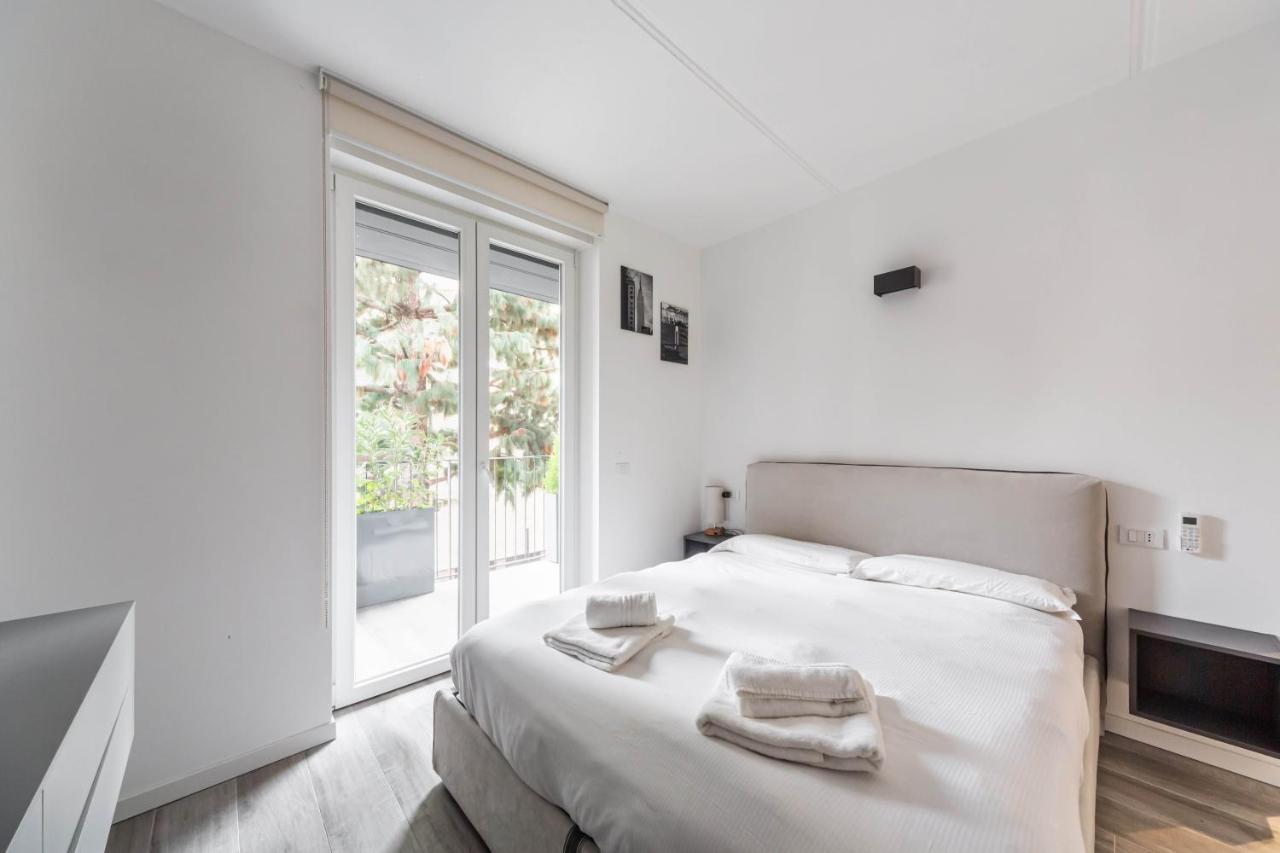 Comfy Apt With Private Parking & Balcony Milan Luaran gambar